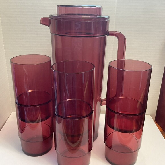 Vintage Tupperware Cranberry Red Ruby Acrylic Pitcher Cups Set Preludio Rare - Picture 2 of 9